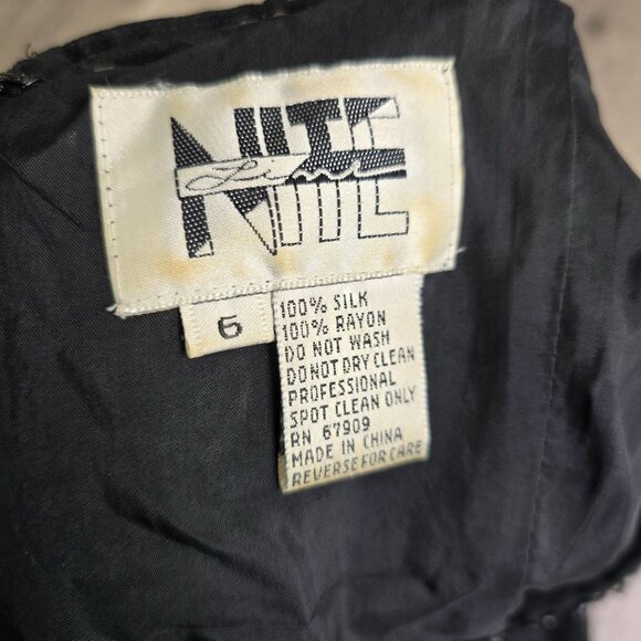 Vintage Silk Beaded Evening Gown By Gene Roye Size 6 Black With Floral Embellish - Picture 3 of 13